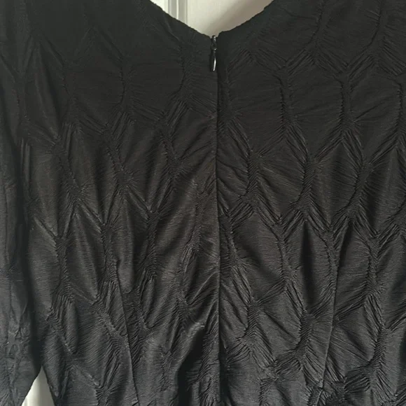 Size US 8/UK 12 DISTURBIA Disquiet asymmetrical dress in like new condition :) - Picture 5 of 6